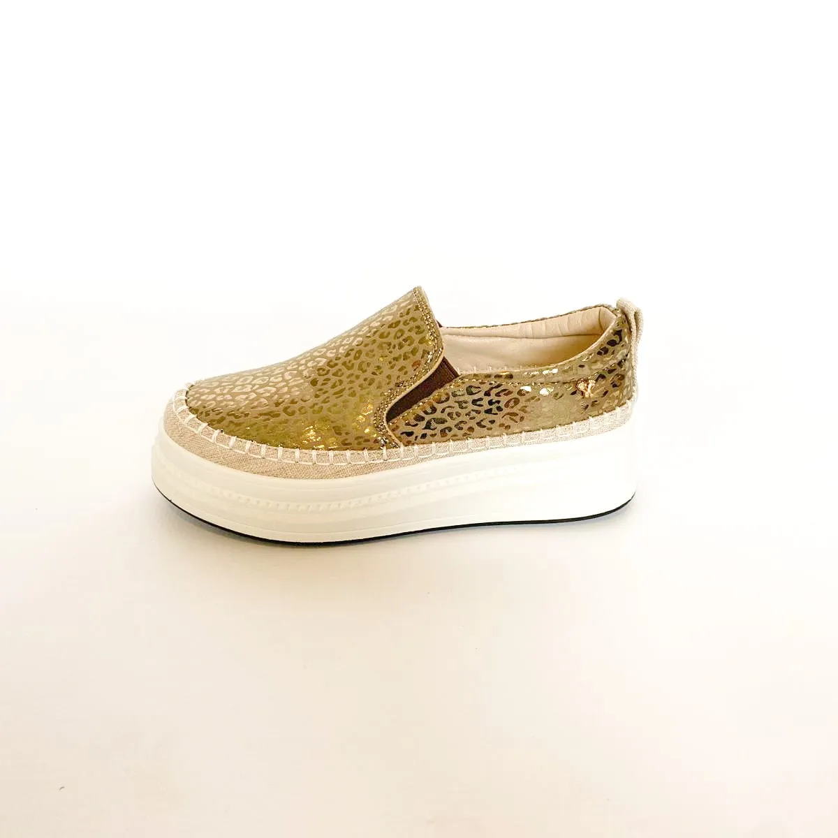 Butterfly Senhora 13 gold slip on