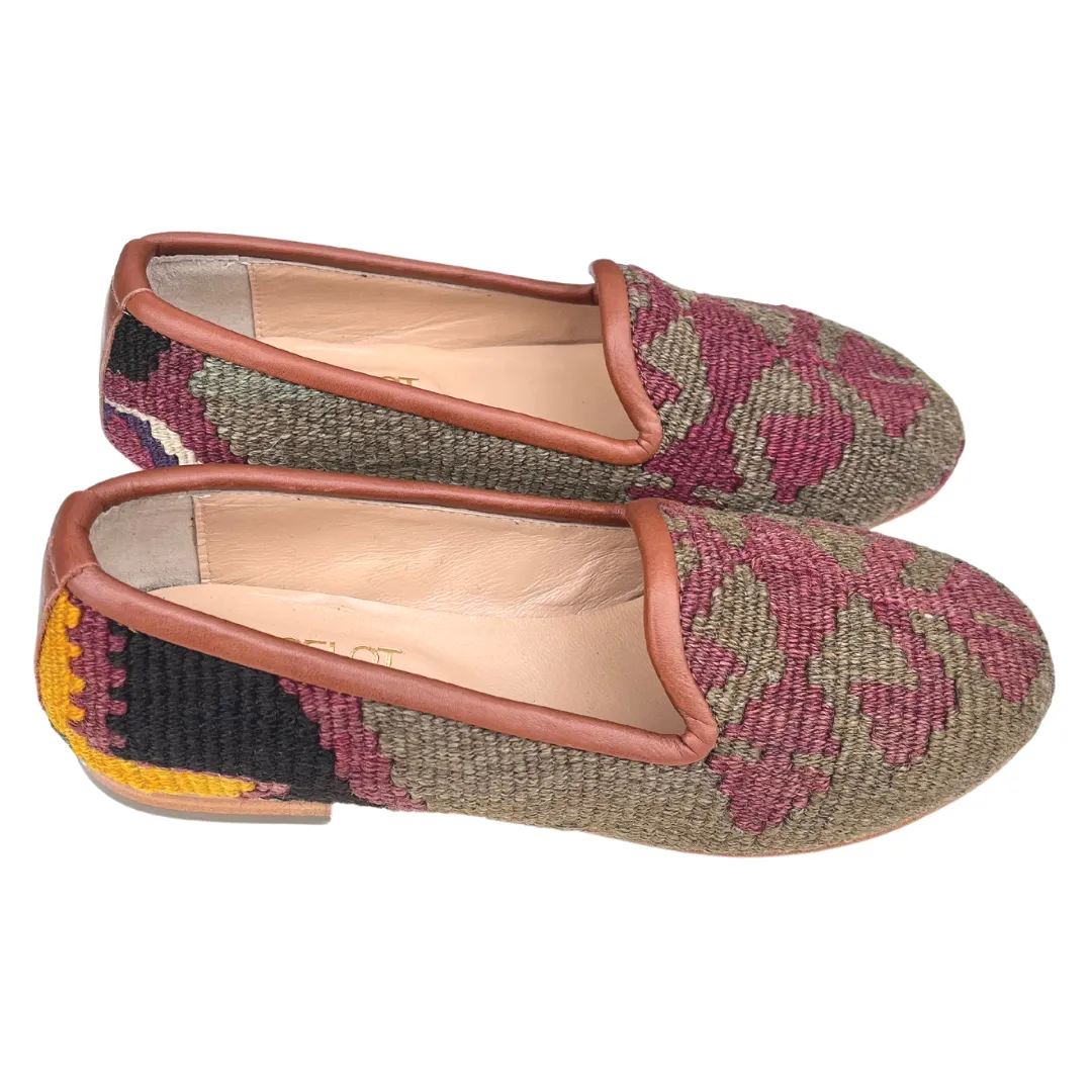 Women's Turkish Kilim Loafer | Maroon & Grey Pattern